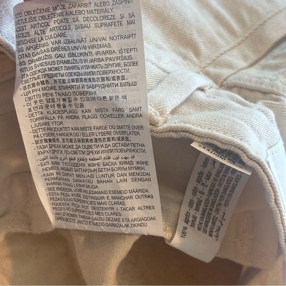 ZARA Cream Off White Cut Off High Waist Shorts with Adorable Button NWOT Size 6 - Picture 15 of 16